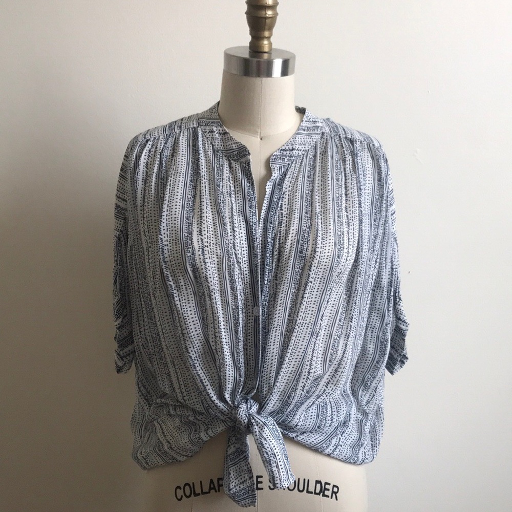 Cloth & Stone Blue Patterned Blouse M